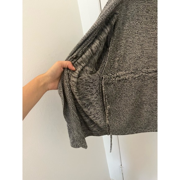 LULULEMON Breeze Easy Wrap Gray Cashmere Blend Bat Wing Cardigan Sweater XS/S - Picture 4 of 8